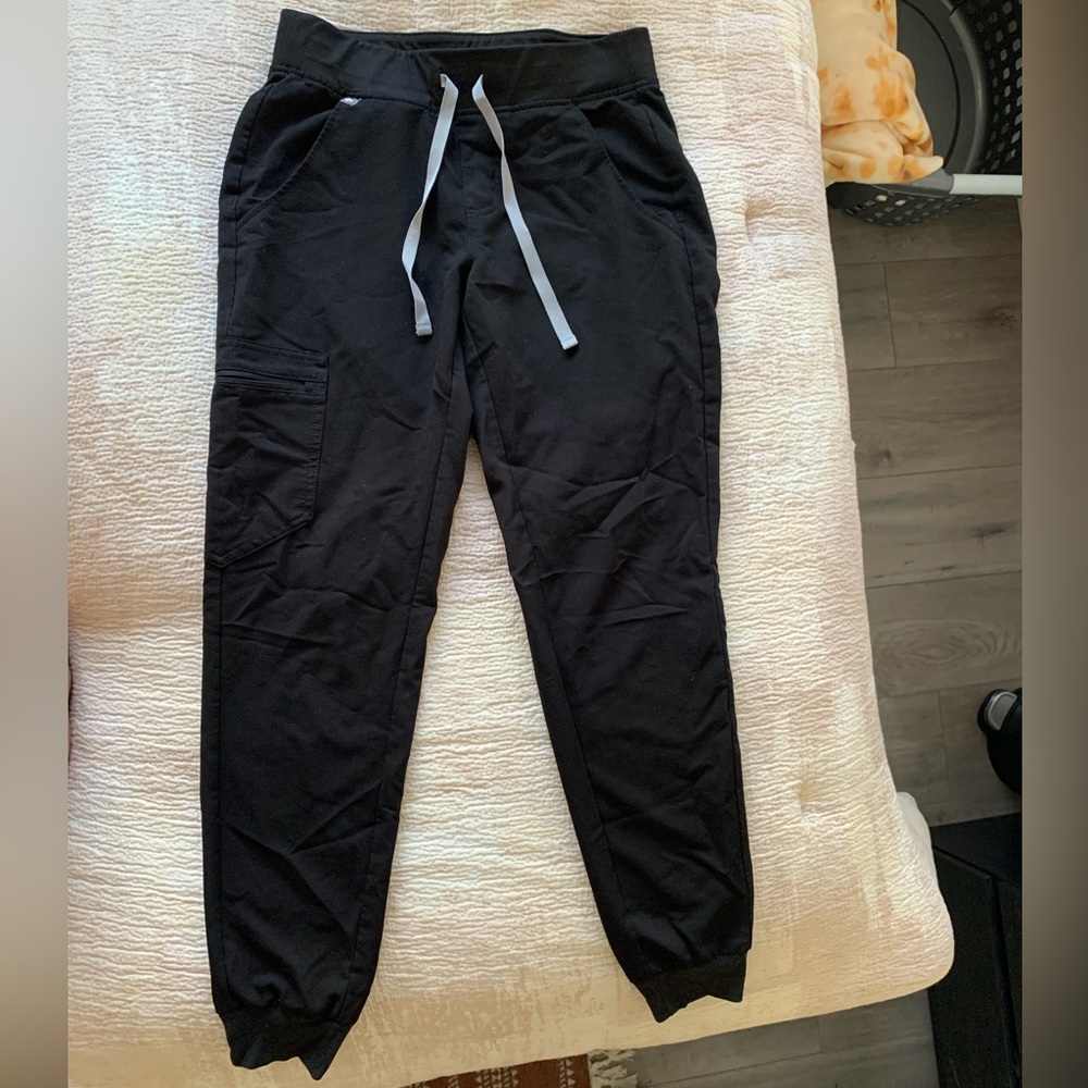 Black Figs Scrub Pants